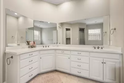 2015 Kodiak Court, Arlington, TX 76013 - Photo 17
