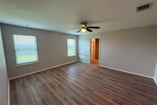 945 Newby Ln, Fate, TX 75189 - Photo 9