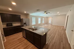 945 Newby Ln, Fate, TX 75189 - Photo 3