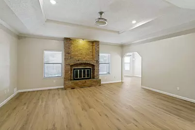 7604 Blossom Drive, Fort Worth, TX 76133 - Photo 3