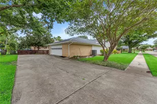 13826 Wooded Creek Ct, Farmers Branch, TX 75244 - Photo 33