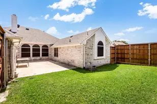 6610 Falcon St, Rowlett, TX 75089 - Photo 3