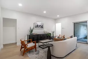 10564 Cox Ln, Dallas, TX 75229 - Photo 23