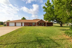 448 Co Rd 4287, Decatur, TX 76234 - Photo 1