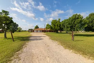 448 Co Rd 4287, Decatur, TX 76234 - Photo 33