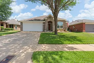 8436 Hawks Nest Dr, Fort Worth, TX 76131 - Photo 37