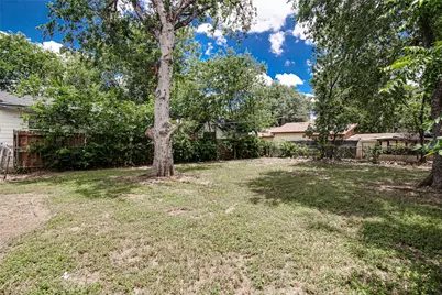 412 E Fogg Street, Fort Worth, TX 76110 - Photo 19