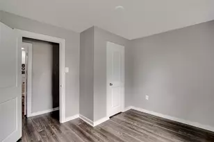 412 E Fogg St, Fort Worth, TX 76110 - Photo 13
