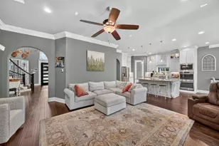 308 Familia Ct, Azle, TX 76020 - Photo 9