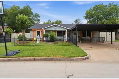 520 Thompson Drive, Saginaw, TX 76179 - Photo 5