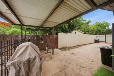 520 Thompson Drive, Saginaw, TX 76179 - Photo 25