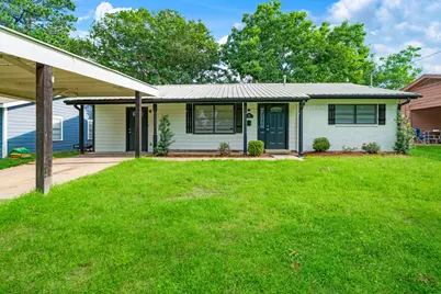 2235 Pine Bluff Street, Paris, TX 75460 - Photo 1