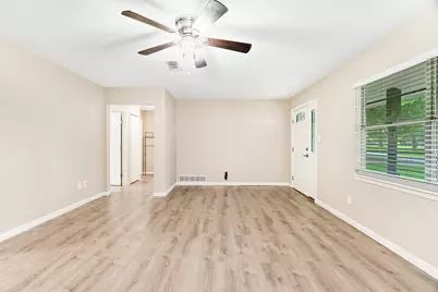 2235 Pine Bluff Street, Paris, TX 75460 - Photo 3