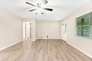 2235 Pine Bluff St, Paris, TX 75460 - Photo 3