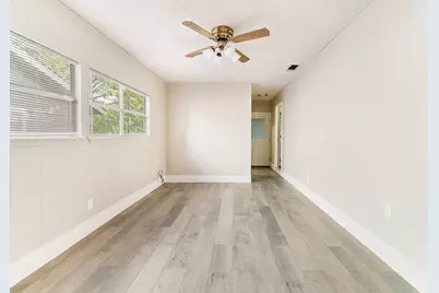2235 Pine Bluff Street, Paris, TX 75460 - Photo 9