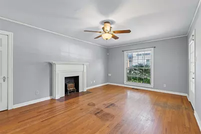 5834 Goodwin Avenue, Dallas, TX 75206 - Photo 9