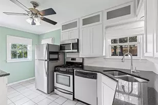 5834 Goodwin Ave, Dallas, TX 75206 - Photo 15