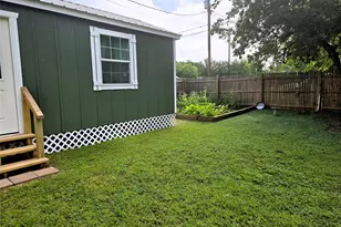 308 N San Jacinto St, Whitney, TX 76692 - Photo 7