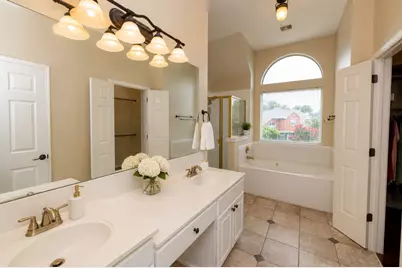1481 Parkwood Drive, Carrollton, TX 75007 - Photo 11
