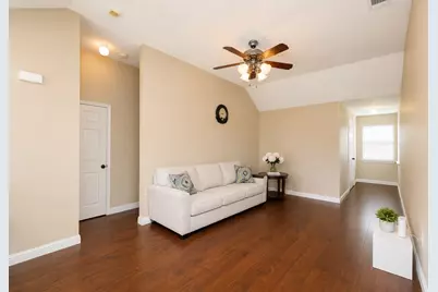 1481 Parkwood Drive, Carrollton, TX 75007 - Photo 9