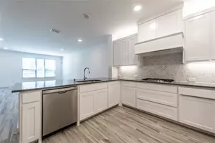 1540 Navasota Trail, Plano, TX 75075 - Photo 7