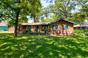 914 Kiowa Dr W, Lake Kiowa, TX 76240 - Photo 31