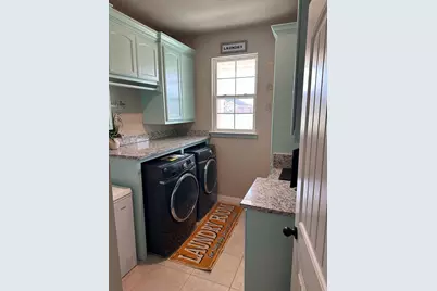 1011 Northern Oaks Court, Springtown, TX 76082 - Photo 7