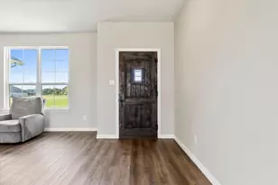 1011 Northern Oaks Ct, Springtown, TX 76082 - Photo 5