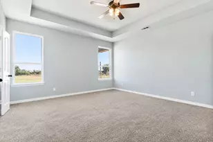 1011 Northern Oaks Ct, Springtown, TX 76082 - Photo 21