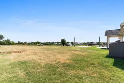 1011 Northern Oaks Court, Springtown, TX 76082 - Photo 31