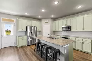 1011 Northern Oaks Ct, Springtown, TX 76082 - Photo 5