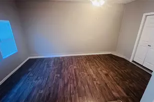 909 Laguna Dr, Denton, TX 76209 - Photo 9