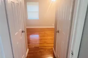 909 Laguna Dr, Denton, TX 76209 - Photo 3