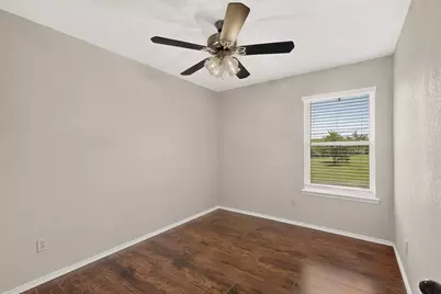 12820 Hilltop Drive, Balch Springs, TX 75180 - Photo 11