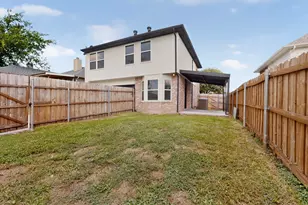 12820 Hilltop Dr, Balch Springs, TX 75180 - Photo 15