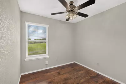 12820 Hilltop Drive, Balch Springs, TX 75180 - Photo 13