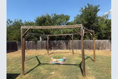 110 Tomahawk, Lacy Lakeview, TX 76705 - Photo 21