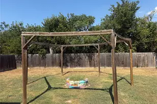 110 Tomahawk, Lacy Lakeview, TX 76705 - Photo 21