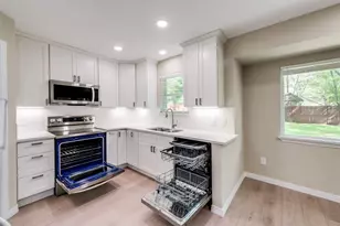 6205 Shirley Dr, North Richland Hills, TX 76180 - Photo 11