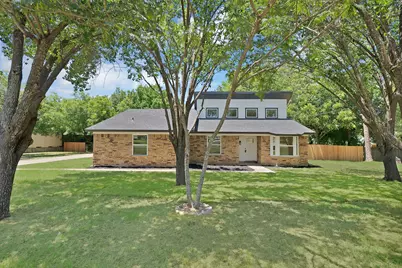 105 Oak Lane, Burleson, TX 76028 - Photo 1