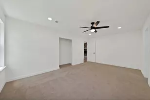 105 Oak Ln, Burleson, TX 76028 - Photo 11