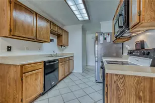 702 Shadybrook Ln, Seagoville, TX 75159 - Photo 5