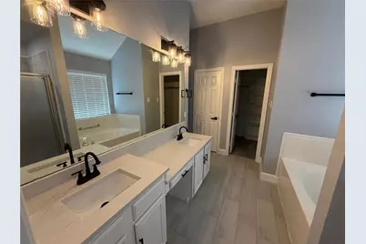 1808 Haley Circle, Carrollton, TX 75006 - Photo 9