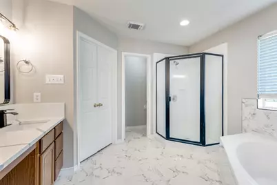 921 Corry A Edwards Drive, Kennedale, TX 76060 - Photo 13