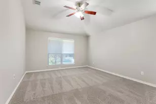 921 Corry A Edwards Dr, Kennedale, TX 76060 - Photo 9