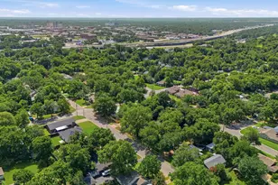 1020 W Brockett St, Sherman, TX 75092 - Photo 31