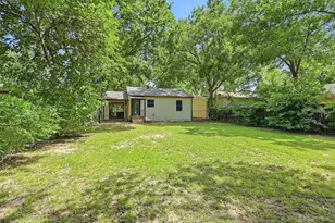 1020 W Brockett St, Sherman, TX 75092 - Photo 25