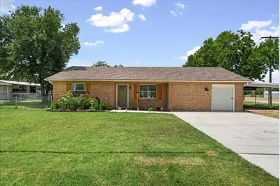 703 N Gilmer Avenue, Dawson, TX 76639 - Photo 3