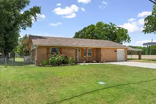 703 N Gilmer Ave, Dawson, TX 76639 - Photo 3