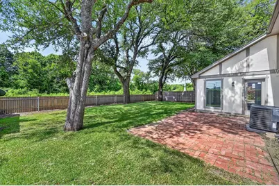 344 Woodbrook Drive, DeSoto, TX 75115 - Photo 3